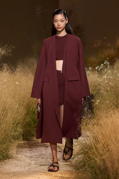 Look 12
